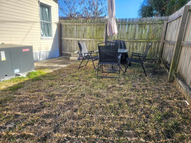 8110 SE Eagle Avenue, Hobe Sound, FL 33455