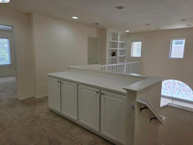 132 Citrine Ct, Gardena, CA 90248