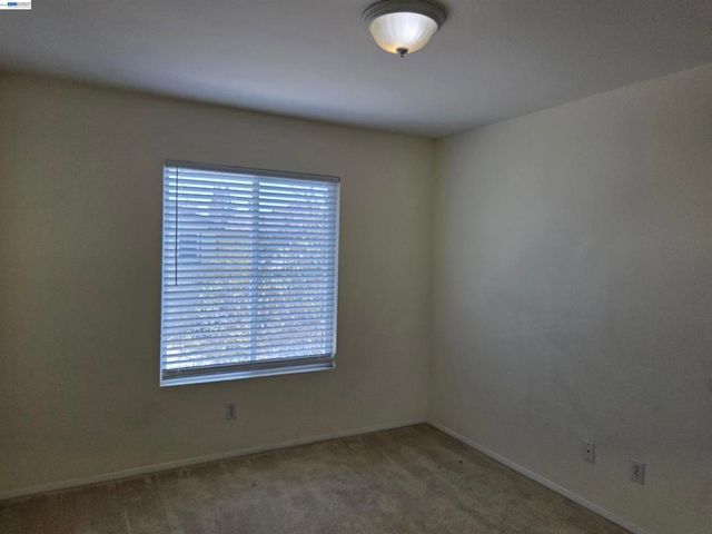 132 Citrine Ct, Gardena, CA 90248