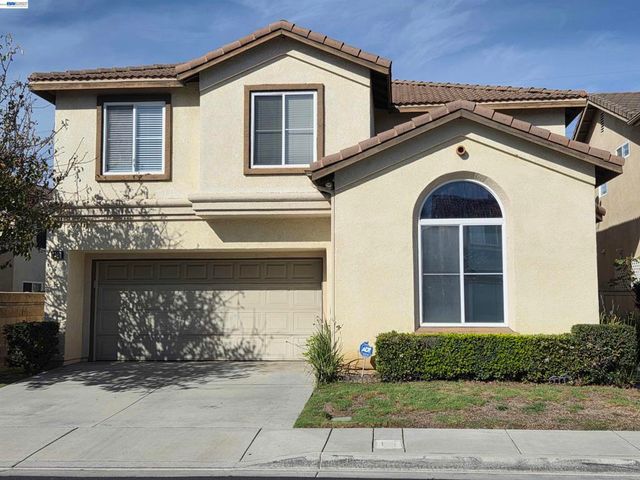 132 Citrine Ct, Gardena, CA 90248