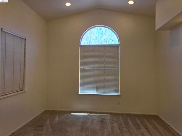132 Citrine Ct, Gardena, CA 90248