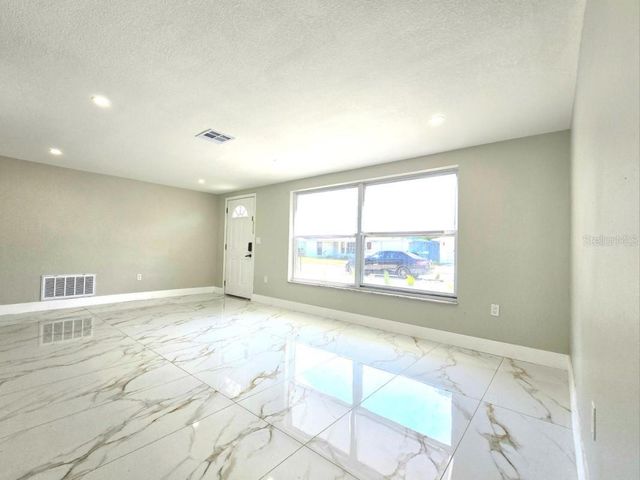 7715 CHERRYTREE LANE, New Port Richey, FL 34653