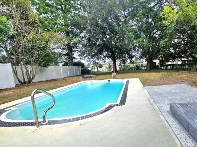 7715 CHERRYTREE LANE, New Port Richey, FL 34653