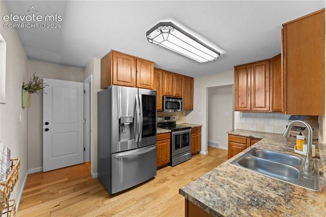 417 Coraline Street, Woodland Park, CO 80863