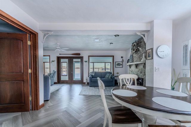 2210 WESTWIND ROAD, Oshkosh, WI 54904