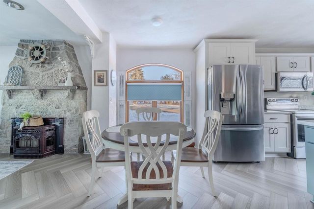 2210 WESTWIND ROAD, Oshkosh, WI 54904