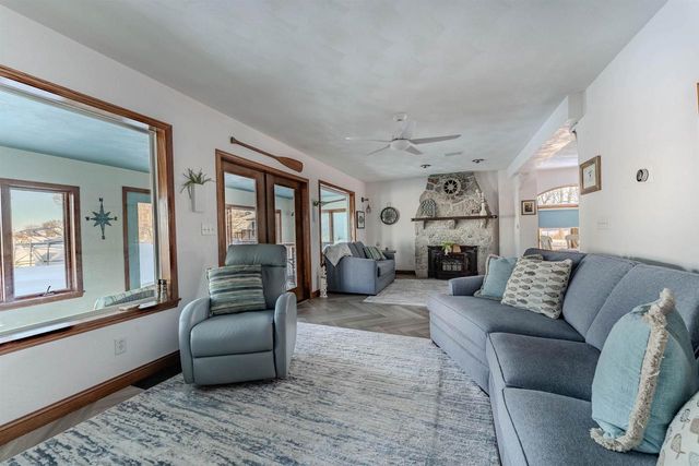 2210 WESTWIND ROAD, Oshkosh, WI 54904