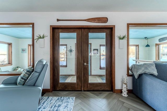 2210 WESTWIND ROAD, Oshkosh, WI 54904