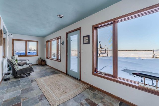 2210 WESTWIND ROAD, Oshkosh, WI 54904