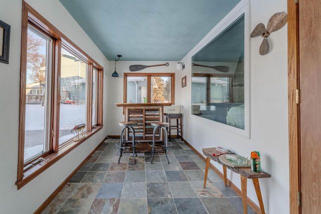 2210 WESTWIND ROAD, Oshkosh, WI 54904