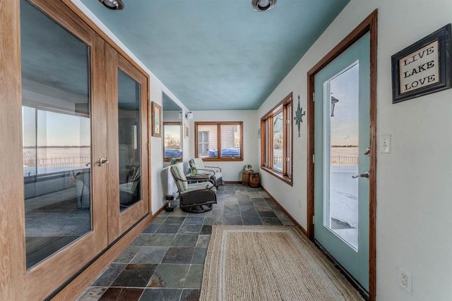 2210 WESTWIND ROAD, Oshkosh, WI 54904