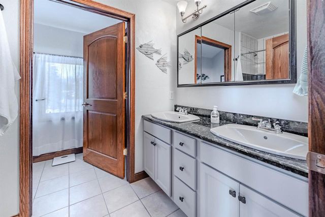 2210 WESTWIND ROAD, Oshkosh, WI 54904