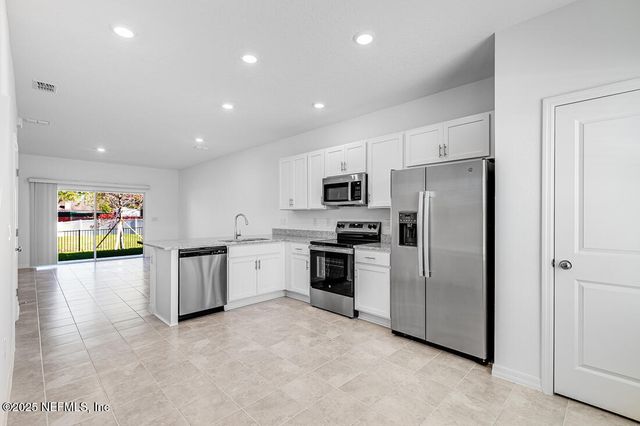 7215 SABAL Terrace, Jacksonville, FL 32210