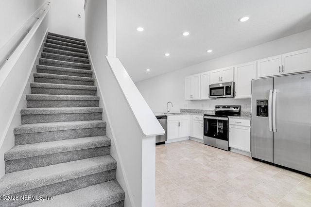 7215 SABAL Terrace, Jacksonville, FL 32210
