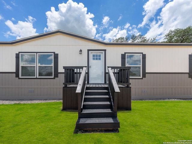 2955 FM 1333, Poteet, TX 78065