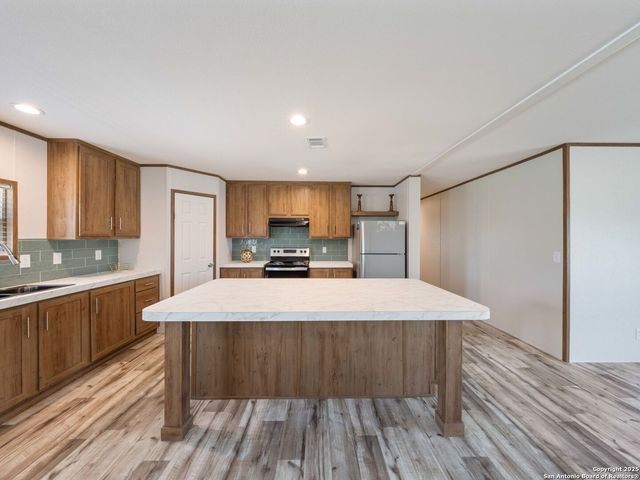 2955 FM 1333, Poteet, TX 78065