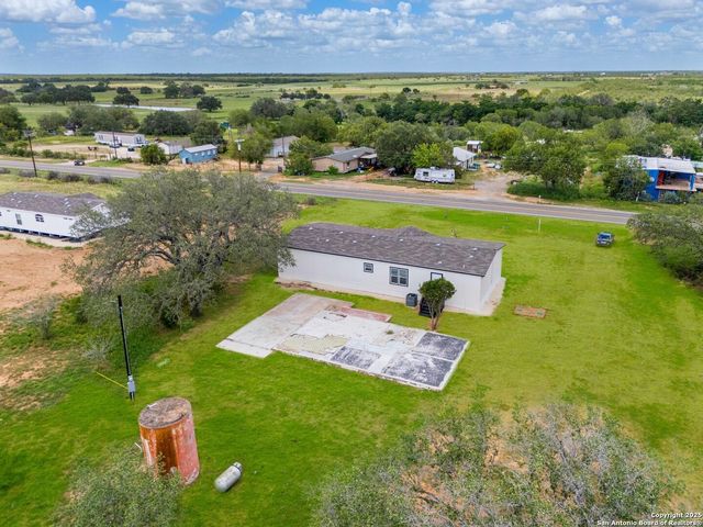 2955 FM 1333, Poteet, TX 78065