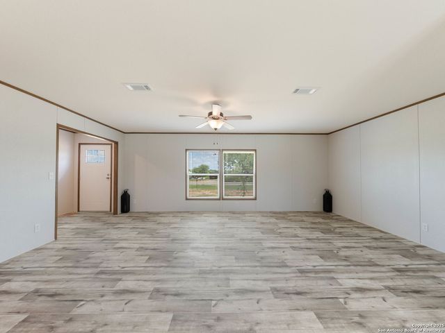 2955 FM 1333, Poteet, TX 78065