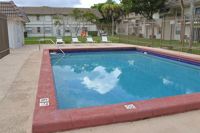 6931 SW 129th Avenue 3, Miami, FL 33183