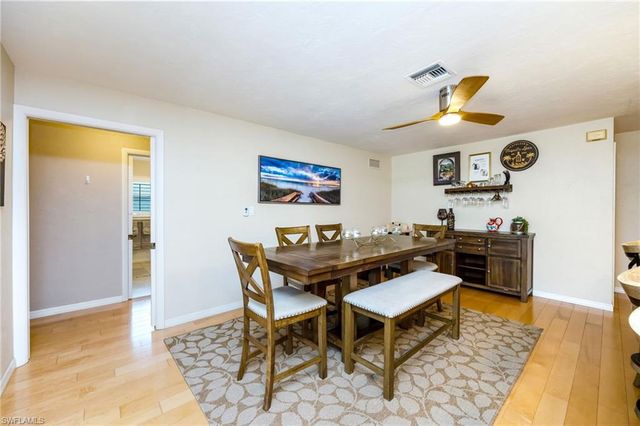 216 Willoughby DR, Naples, FL 34110