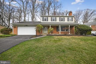 8624 REDWOOD DR, Vienna, VA 22180