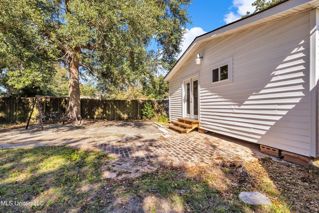 103 Rosemary Avenue, Long Beach, MS 39560