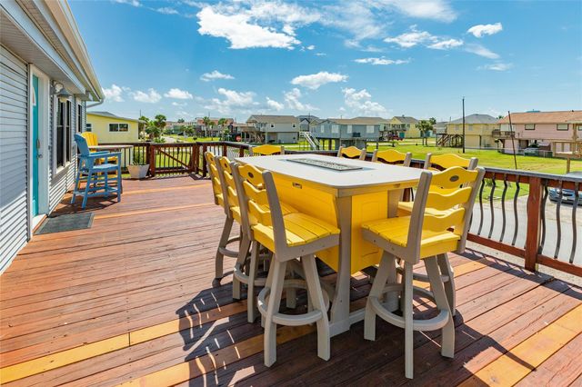 4107 Hardin Drive, Galveston, TX 77554