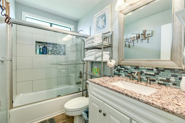 4107 Hardin Drive, Galveston, TX 77554