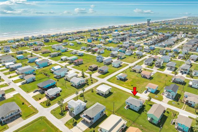 4107 Hardin Drive, Galveston, TX 77554