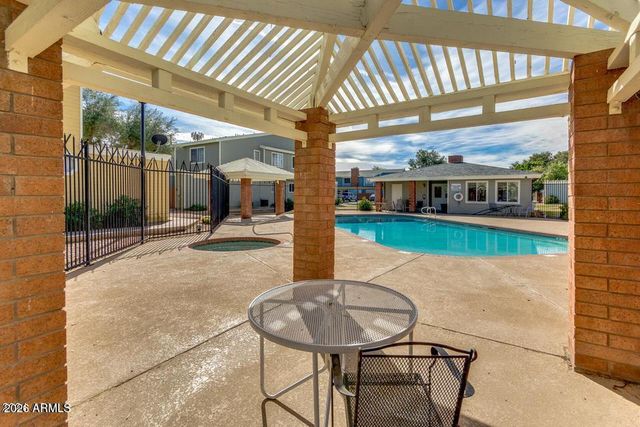 510 N ALMA SCHOOL Road 154, Mesa, AZ 85201