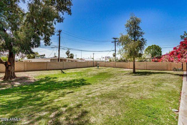 510 N ALMA SCHOOL Road 154, Mesa, AZ 85201