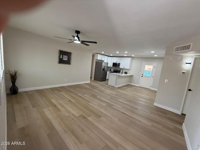 510 N ALMA SCHOOL Road 154, Mesa, AZ 85201