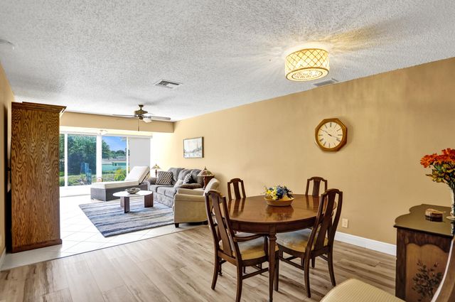 1050 Citrus Way 203, Delray Beach, FL 33445