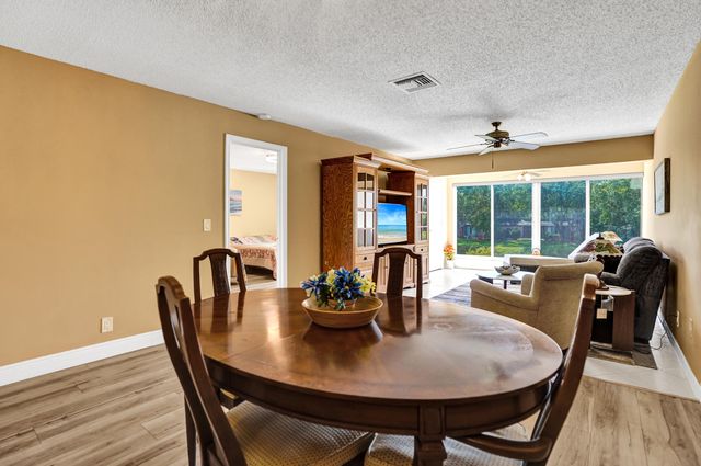 1050 Citrus Way 203, Delray Beach, FL 33445