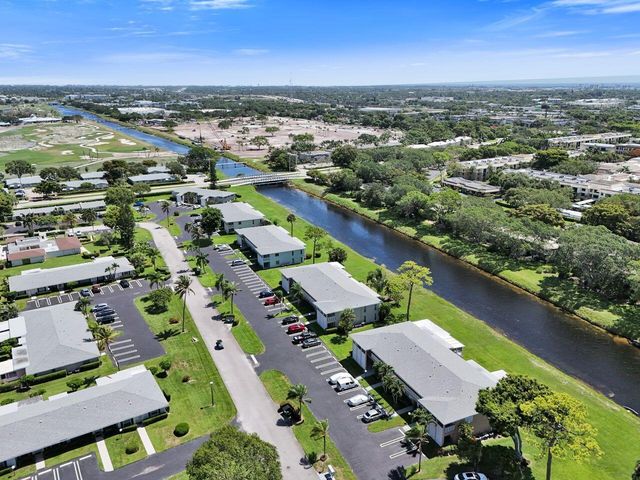 1050 Citrus Way 203, Delray Beach, FL 33445
