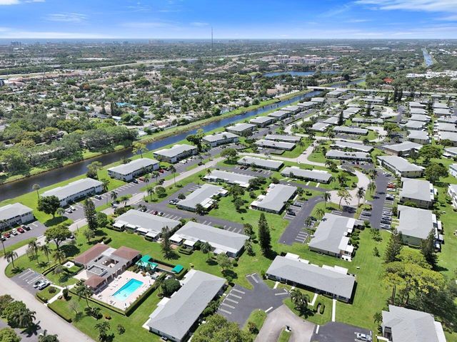 1050 Citrus Way 203, Delray Beach, FL 33445