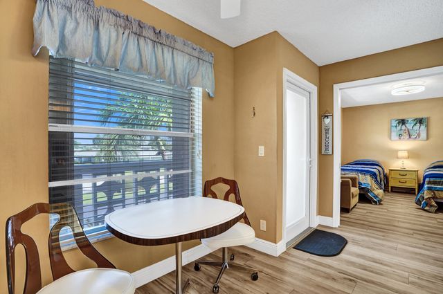 1050 Citrus Way 203, Delray Beach, FL 33445