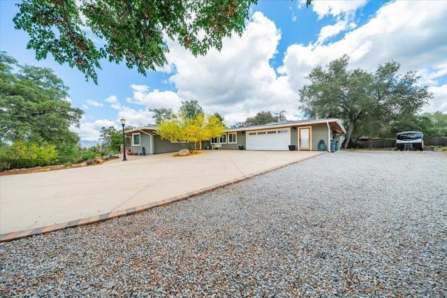 13603 Woodstock, Valley Center, CA 92082