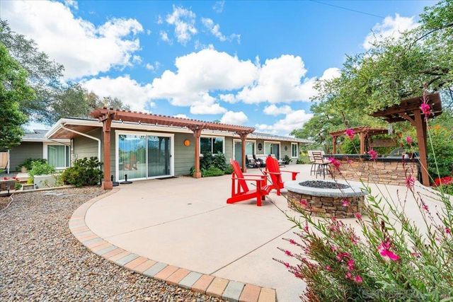 13603 Woodstock, Valley Center, CA 92082