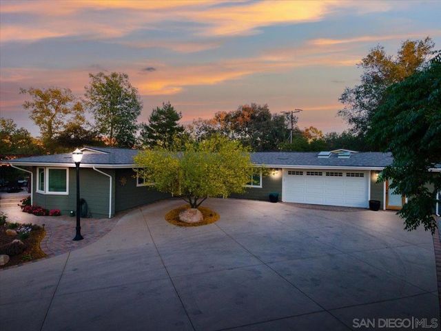 13603 Woodstock, Valley Center, CA 92082