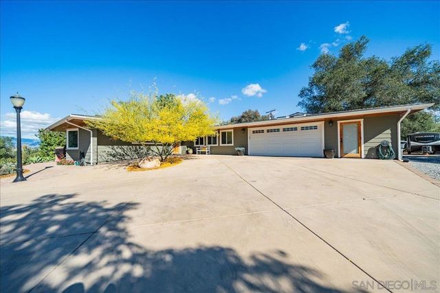 13603 Woodstock, Valley Center, CA 92082