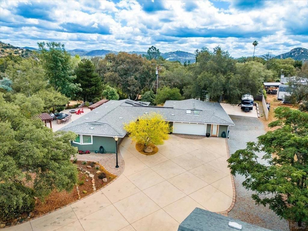 13603 Woodstock, Valley Center, CA 92082
