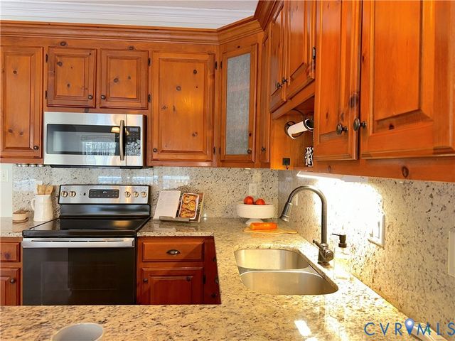 6256 Denise Lynn Ct, Mechanicsville, VA 23111