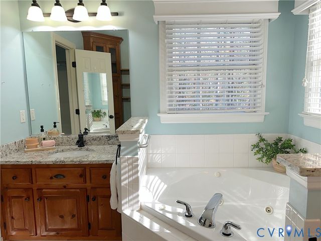 6256 Denise Lynn Ct, Mechanicsville, VA 23111