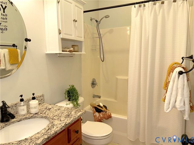 6256 Denise Lynn Ct, Mechanicsville, VA 23111