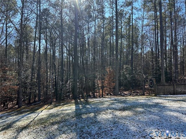 6256 Denise Lynn Ct, Mechanicsville, VA 23111