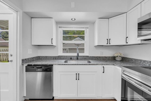 1530 Mole AVENUE, Janesville, WI 53548