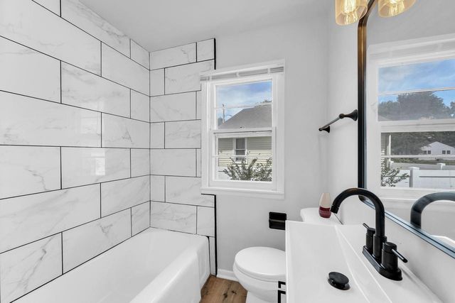 1530 Mole AVENUE, Janesville, WI 53548