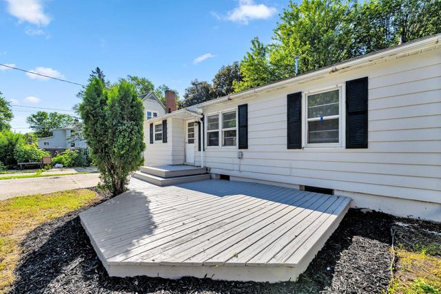 1530 Mole AVENUE, Janesville, WI 53548