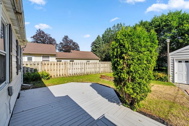1530 Mole AVENUE, Janesville, WI 53548